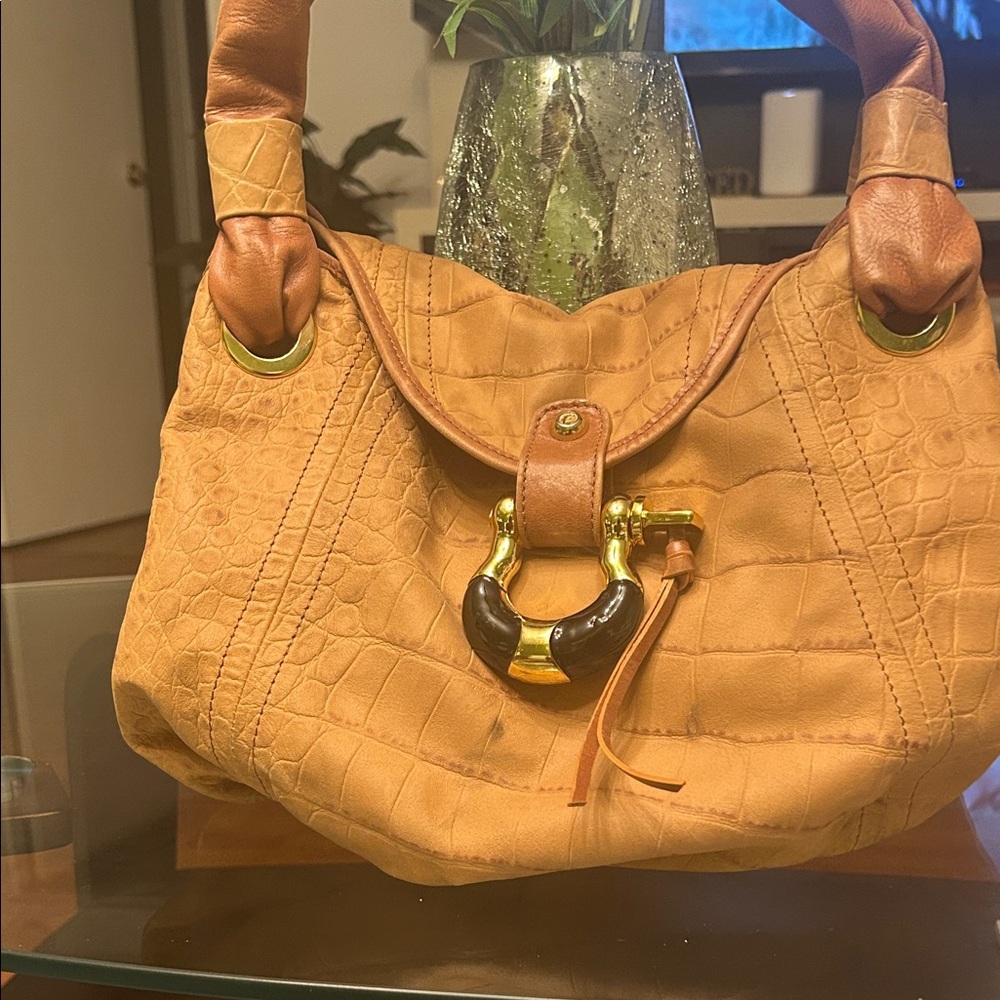 Elegant Tan Croc-Embossed leather Hobo Bag - Picture 2 of 13